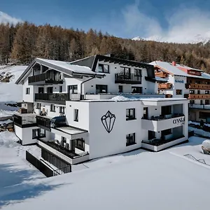  Apartment Crystal